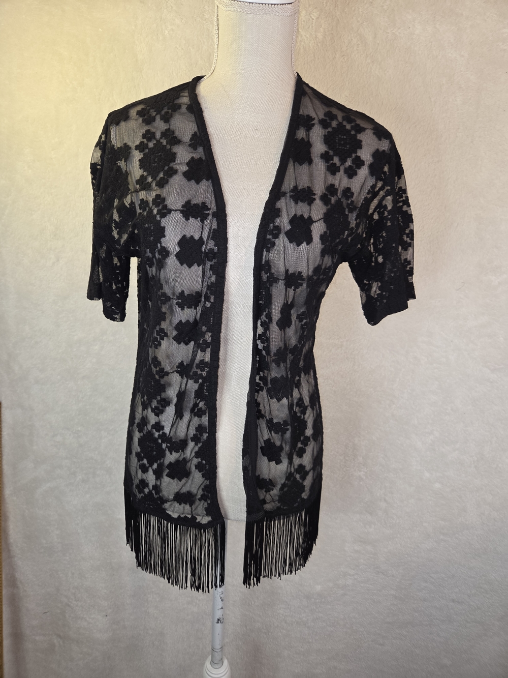 Maurices Boho Blk Floral Lace Kimono Duster Cardigan Sheer Fringe Whimsy Sz S
